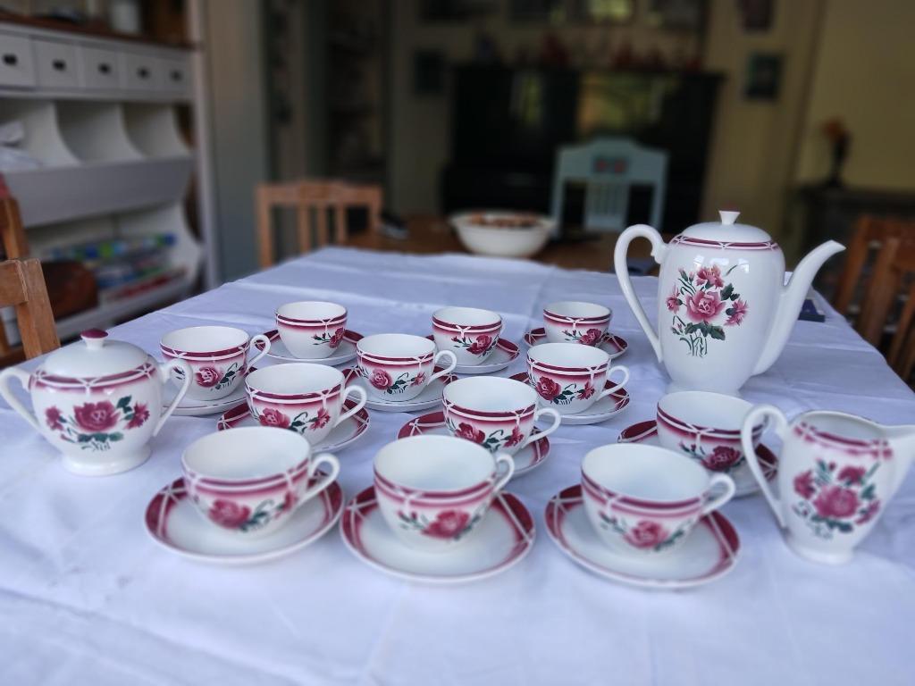 Digoin & Sarreguemines Pièces très recherchées, Antiquités & Art, Enlèvement