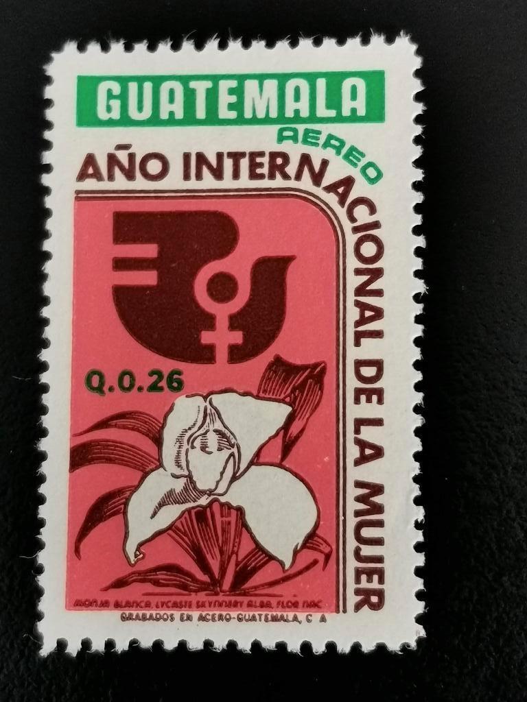 Guatemala 1975 - Jaar van de Vrouw - bloemen, vredesduif, Ophalen of Verzenden, Gestempeld, Midden-Amerika