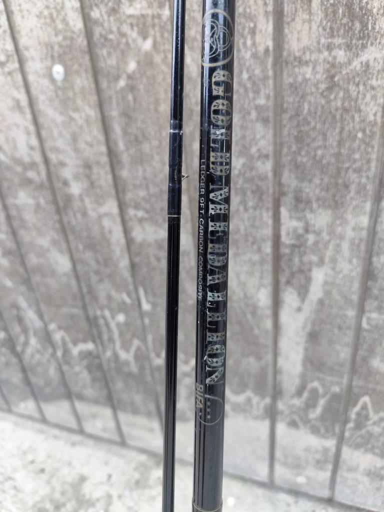 1 oude bifa ledger hengel, Watersport en Boten, Ophalen, Zo goed als nieuw