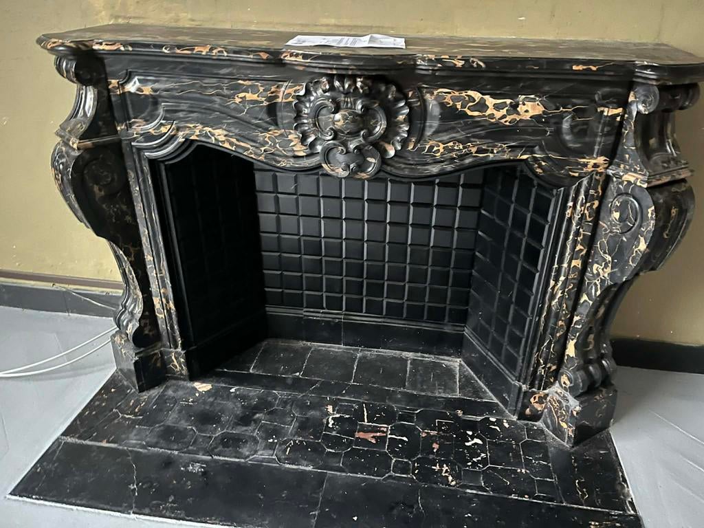 Cheminée ancienne en marbre noir Napoléon III / XIXe siècle, Enlèvement, Comme neuf