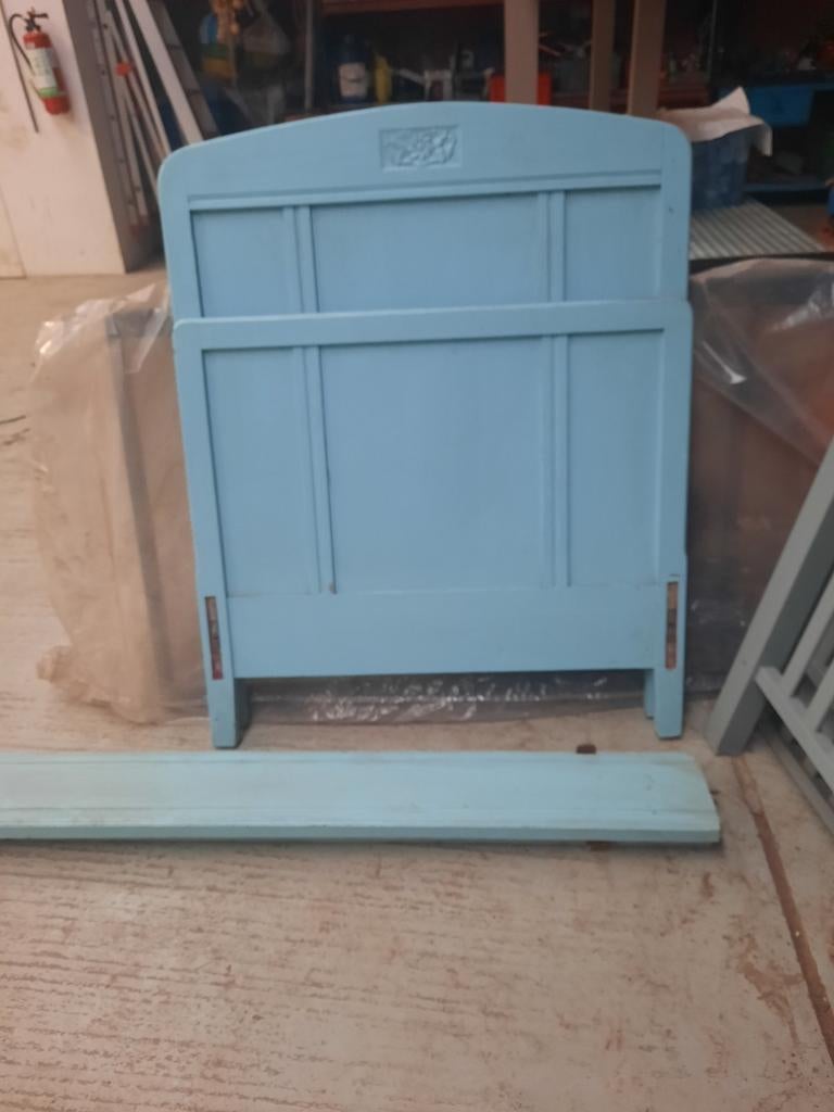 Gratis eenpersoons bed met spiraalbodem zonder matras, Ophalen, Eenpersoons