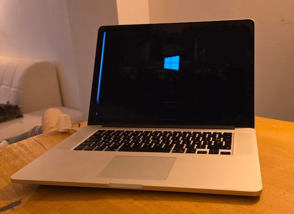 Macbook pro retina a1398 defect scherm zonder oplader, Computers en Software, Apple Macbooks, Ophalen of Verzenden, MacBook