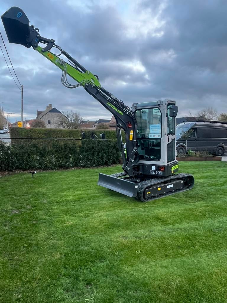 Graafmachines te koop/te huur, Enlèvement, Excavatrice