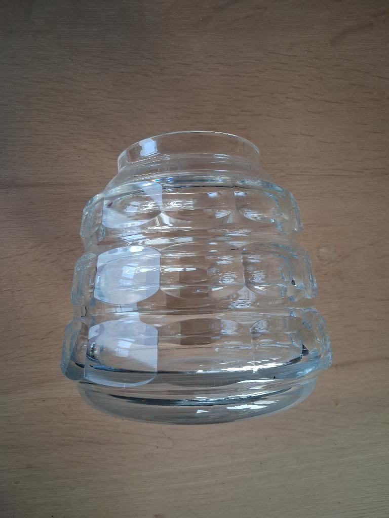 Art deco val saint lambert vaasje, Enlèvement