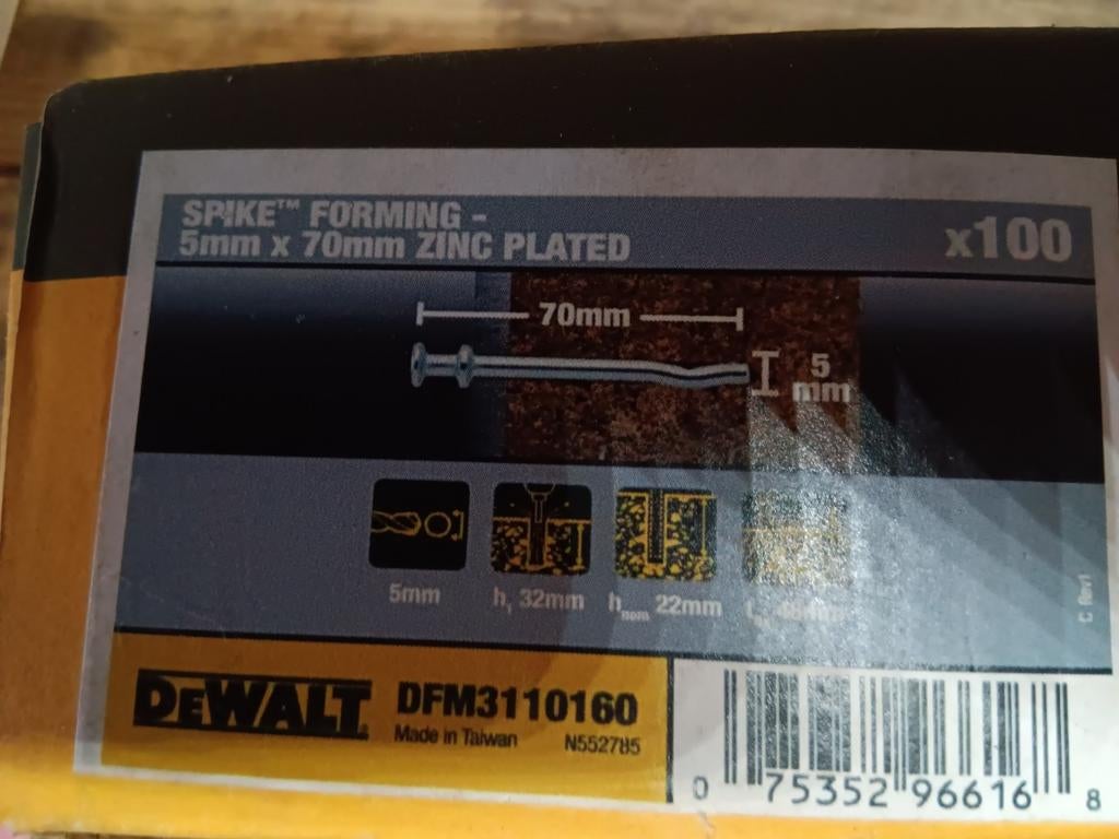 Pointe Dewalt 5 mm x 70 mm., Enlèvement