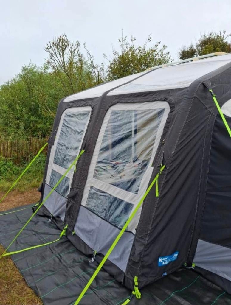 Kampa rally pro air 260 opblaasbare luifel + rubberboot, Caravans en Kamperen, Voortenten en Luifels, Ophalen, Zo goed als nieuw
