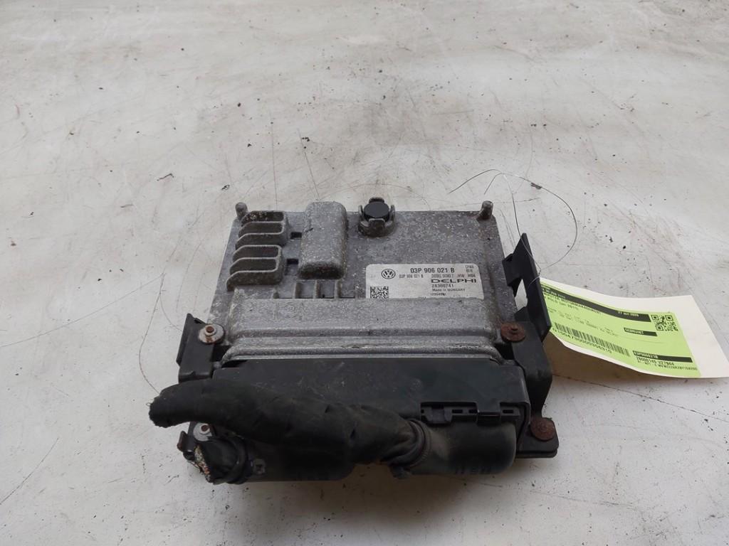 CALCULATEUR MOTEUR ECU Polo V (6R) (|03P906021B|), Autos : Pièces & Accessoires, Électronique & Câbles, Volkswagen, Utilisé