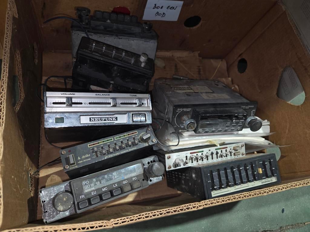 Lot oude autoradio's, Auto diversen, Ophalen of Verzenden