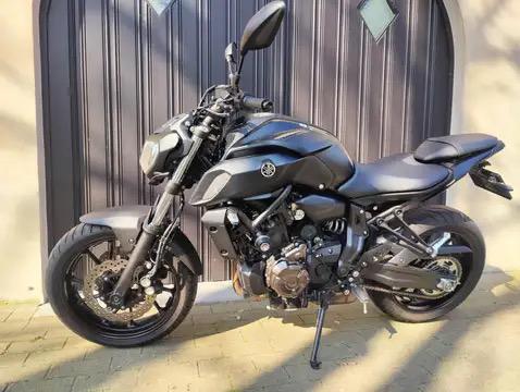 Yamaha mt-07
