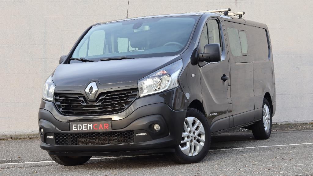 Renault Trafic Bi-Turbo 145pk DUBBELE CABINE 5pl. 1jaar gar., Auto's, Voorwielaandrijving, Stof, Euro 6, 4 cilinders