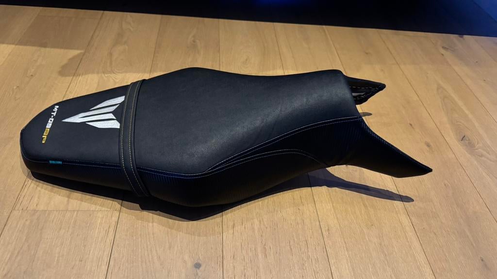 Yamaha MT-09 custom comfort zadel, Motoren, Ophalen, Nieuw