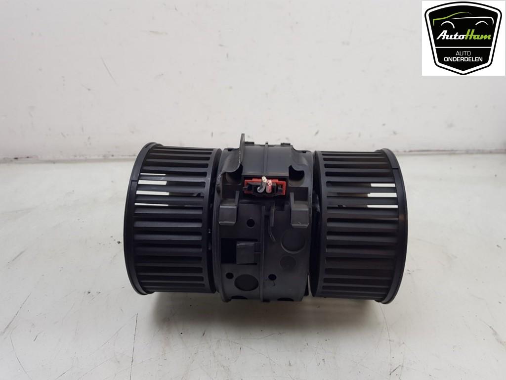KACHEL VENTILATORMOTOR Renault Grand Scénic III (JZ), Gebruikt, Renault, Valeo, 100, rue de Courcelles
75017  Paris, FR