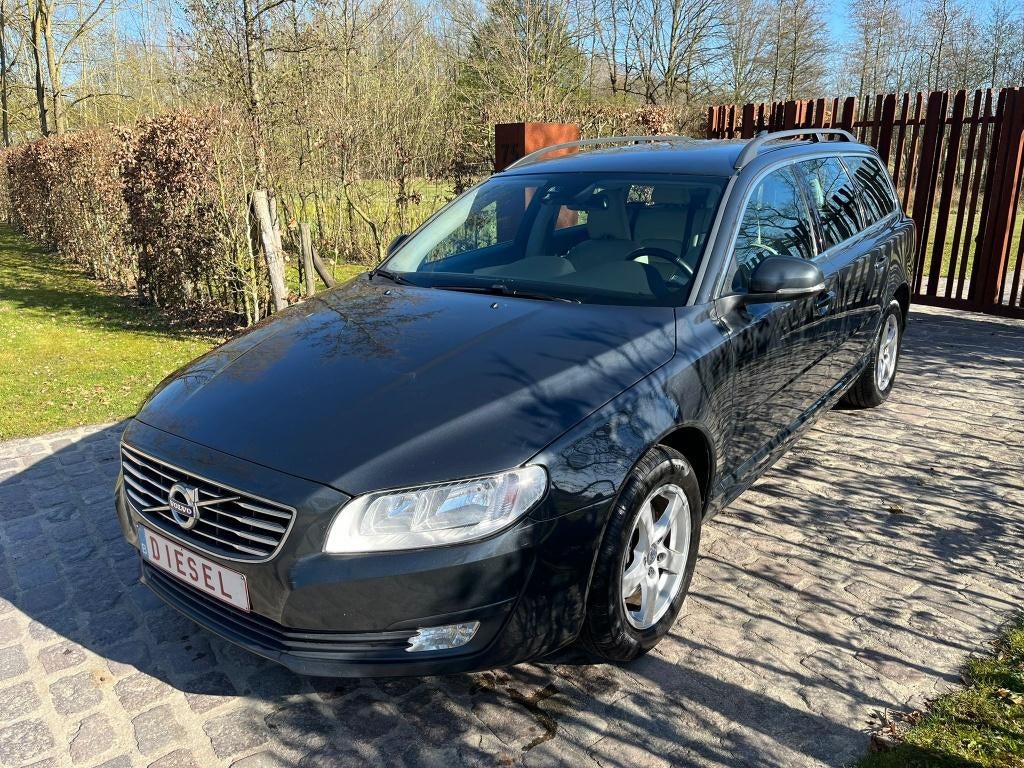 Volvo V70 2.0 D / 250.602 km / Euro 6b, Autos, Volvo, Cuir, Achat, 1800 kg, Entreprise