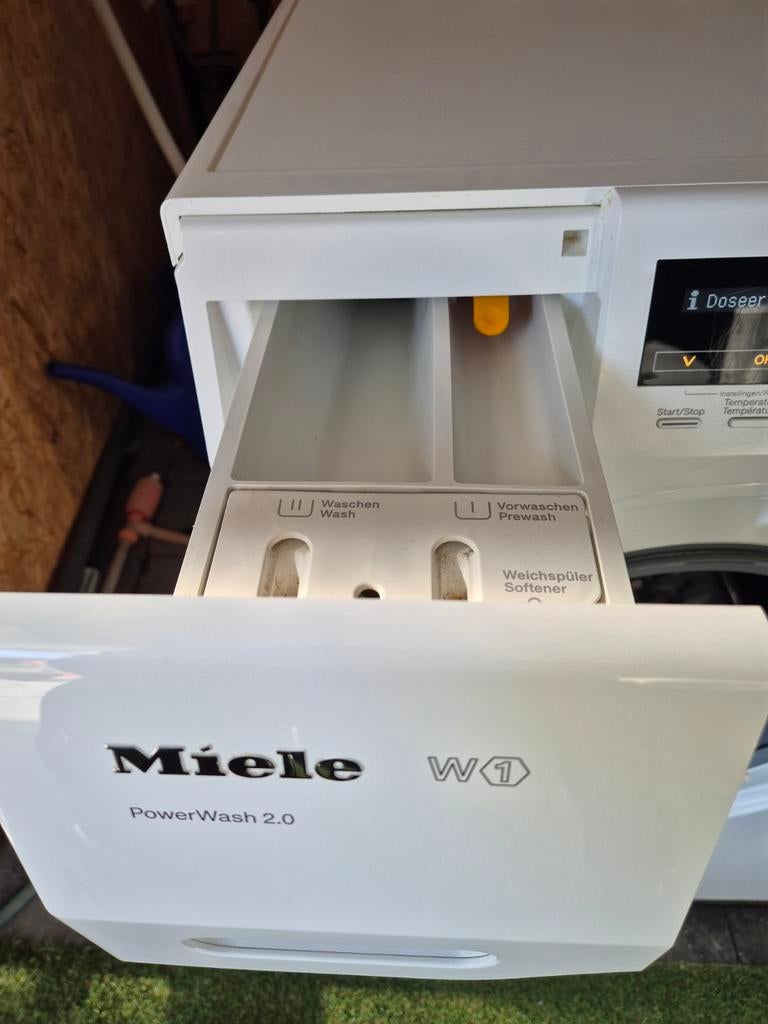 Jonge Miele 8kg Energie label A+20% werkt perfect., Elektronische apparatuur, Wasmachines, Ophalen