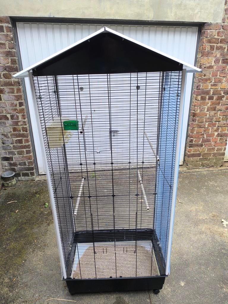 Volière voor kanaries waar golvende valkparkieten..., Dieren en Toebehoren, Ophalen, Gebruikt, Volière