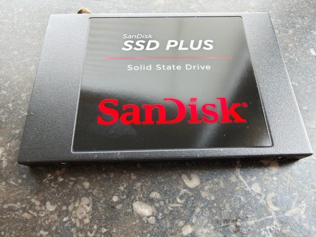 SanDisk PLUS 240 GB SATA III 2.5 SSD, Computers en Software, Harde schijven, Ophalen, Intern, 240 GO, Sandisk