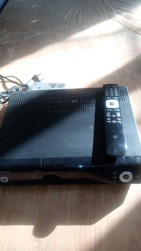 Digicorder en afstandsbediening Telenet, Ophalen