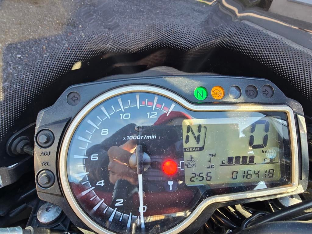 Suzuki Gsr fre3gun editie 750cc 2014 16418km nieuwstaat!!!, Motos, Motos | Suzuki, Permis Moto A, Entreprise, Plus de 35 kW, 749 cm³