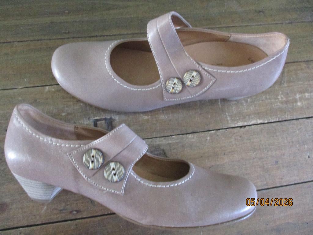 Escarpins Gabor 41, Neuf, Enlèvement ou Envoi, Beige, Gabor