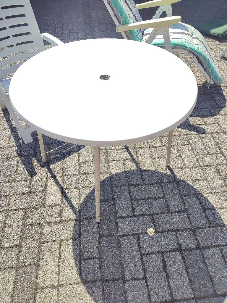 ronde tuintafel met parasolgat, Tuin en Terras, Ophalen, Gebruikt