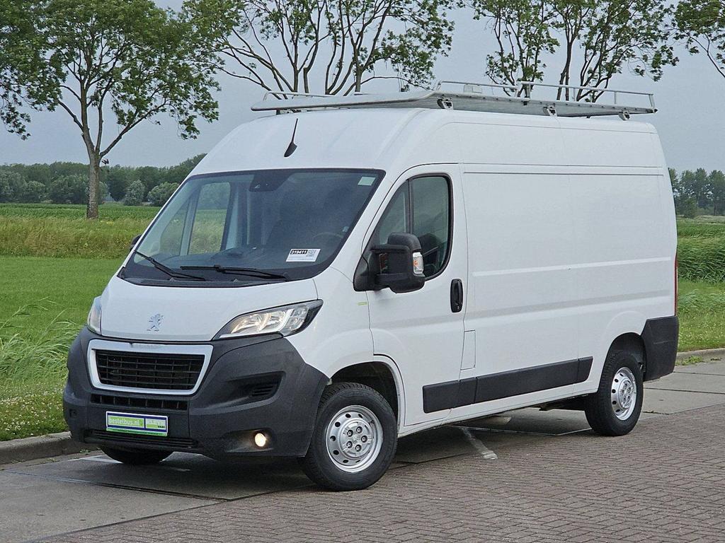 Peugeot BOXER 2.2 L2H2 Imperiaal Navi, Auto's, Bestelwagens en Lichte vracht, Wit, Bedrijf, Te koop, Cruise Control
