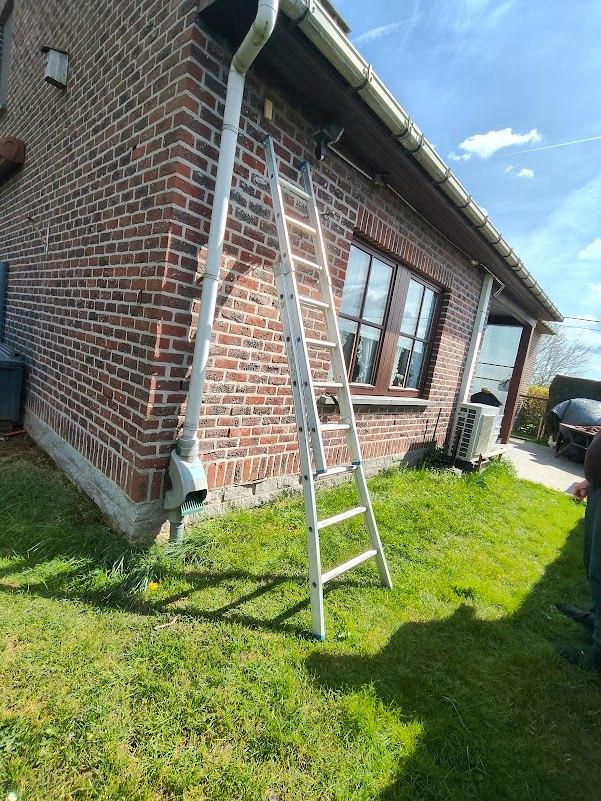 SOLIDE 2 -delige ladder 2x7 sporten, Doe-het-zelf en Bouw, Ladders en Trappen, Ophalen, Zo goed als nieuw, Ladder