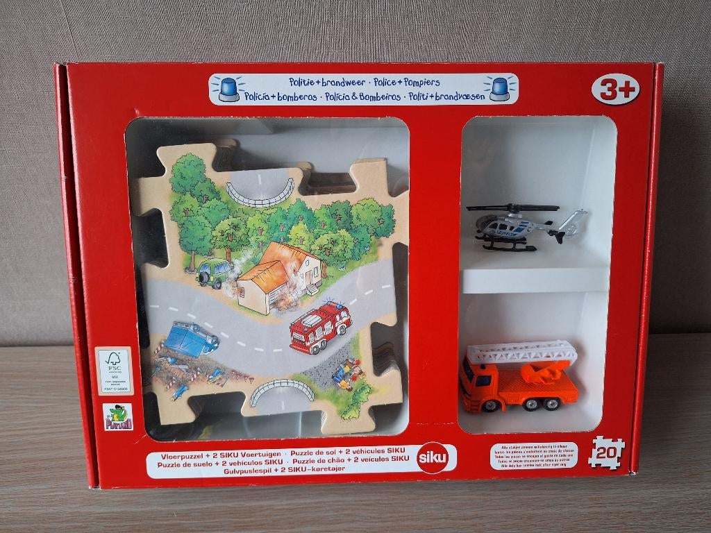☼ Vloerpuzzel politie brandweer, Enlèvement ou Envoi, Comme neuf