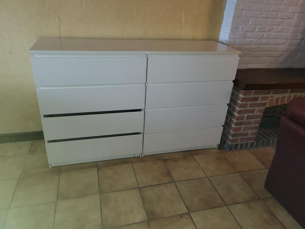 2 ladekasten
Ikea Malm.

Prijs per stuk, Ophalen