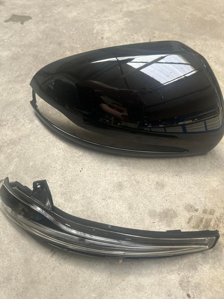 Mercedes Spiegelkappen L en R met pinker nieuw, Autos : Pièces & Accessoires, Rétroviseurs, Enlèvement, Neuf, Mercedes-Benz