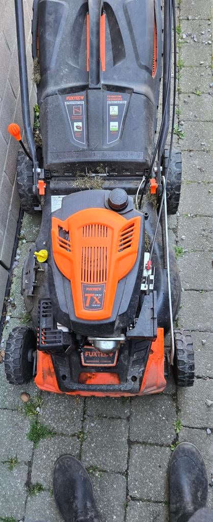 Grasmachine gratis voor onderdelen, Enlèvement