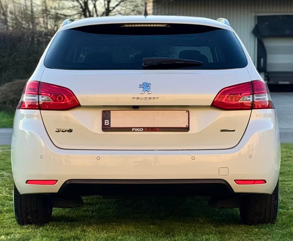 Peugeot 308, Auto's, Stof, 1199 cc, Wit, https://public.car-pass.be/vhr/ee922444-61dd-4f8a-9d44-f466b2c1c148?lang=nl