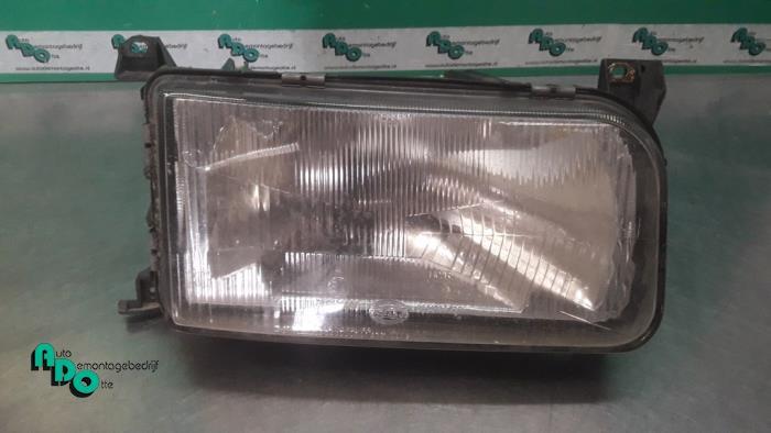 Phare droit d'un Volkswagen Passat (Passat 88-), Autos : Pièces & Accessoires, -, 3 mois de garantie, Utilisé, -