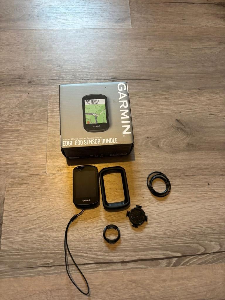 Garmin edge 830, Fietsen en Brommers, Ophalen of Verzenden, Waterdicht, Gebruikt