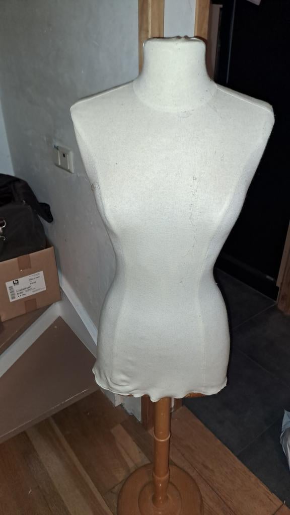 paspop op houten voet, Ophalen