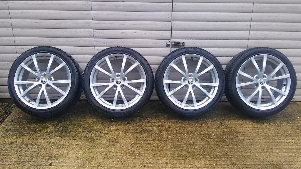 Jantes Alfa Romeo 166, Enlèvement ou Envoi, Véhicule de tourisme, Pneus été, 18 pouces