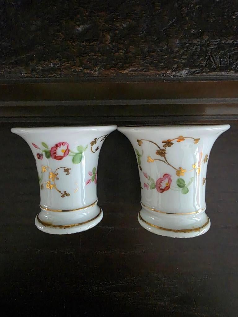 2 kandelaars vaasjes 6 cm hoog, Antiek en Kunst, Ophalen