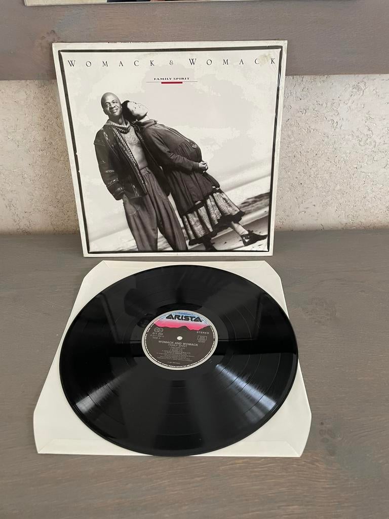 Lp Womack & Womack • Albumtitel: Family Spirit, Ophalen of Verzenden, Gebruikt