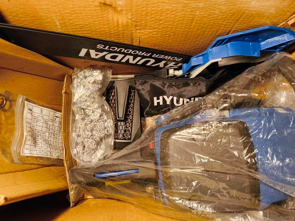 Tronçonneuse Hyundai 58cc 50cm : nouvelle dans la boîte !, Jardin & Terrasse, Enlèvement ou Envoi, Neuf, Essence, Hyundai