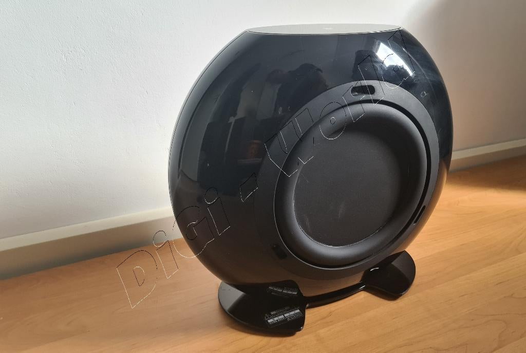 KEF HTB2SE subwoofer, Overige merken, Subwoofer, Ophalen of Verzenden, Zo goed als nieuw