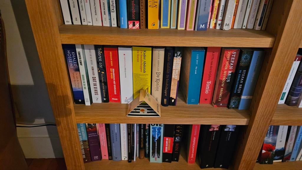 Boeken gezocht over film, filosofie, hedendaagse kunst..., Ophalen