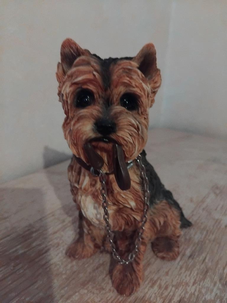 Yorkshire Terriër beeldje (hoogte 18 cm), Ophalen of Verzenden, Zo goed als nieuw, Hond of Kat, Overige typen