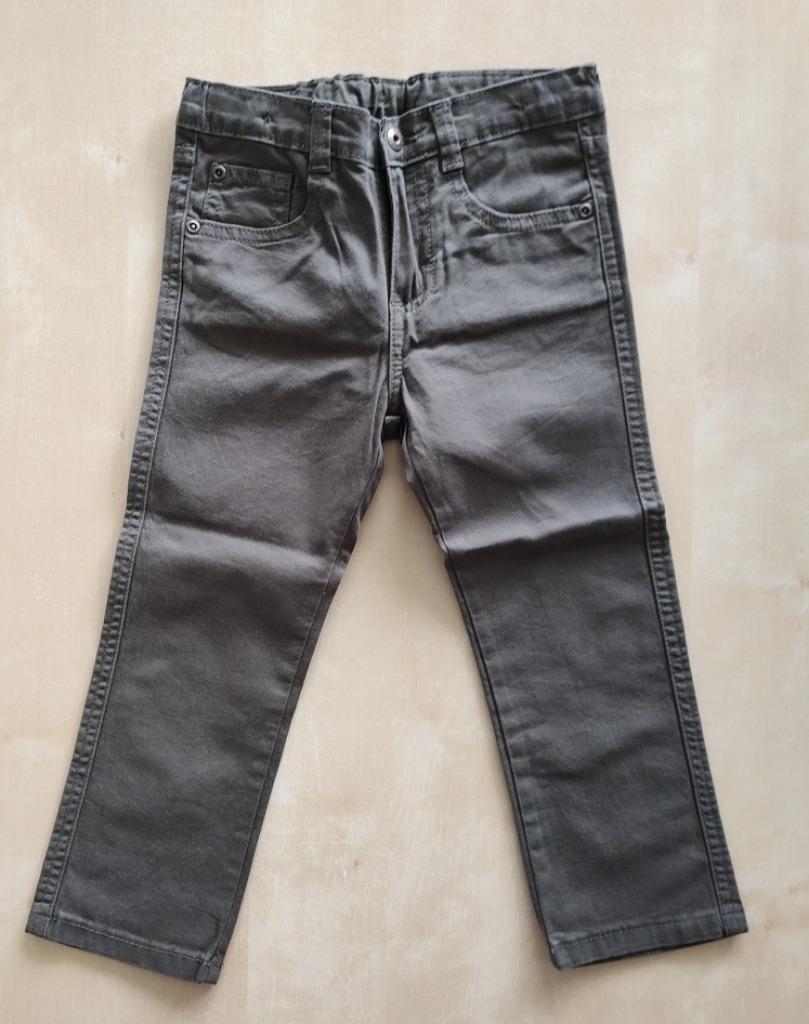 Kaki zomerjeans Wrangler, maat 104 (nieuw), Garçon, Enlèvement ou Envoi, Wrangler, Pantalon