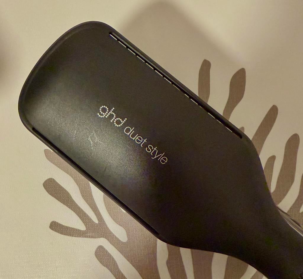 GHD Duet Style – sèche-cheveux & lisseur 2-en-1 – état neuf, Bijoux, Sacs & Beauté, Beauté | Soins des cheveux, Enlèvement ou Envoi