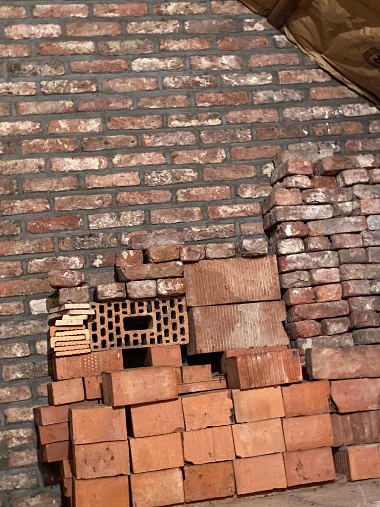 Diverse bouwmaterialen(buizen, isolatie, dakpannen,baksteen), Doe-het-zelf en Bouw, Ophalen, Overige materialen, 6 meter of meer