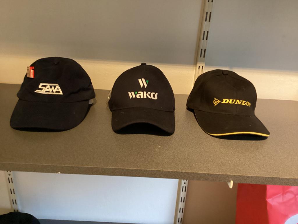 Lot van 3 golfpetten  NIEUW, Sport en Fitness, Golf, Ophalen of Verzenden, Nieuw, Kleding