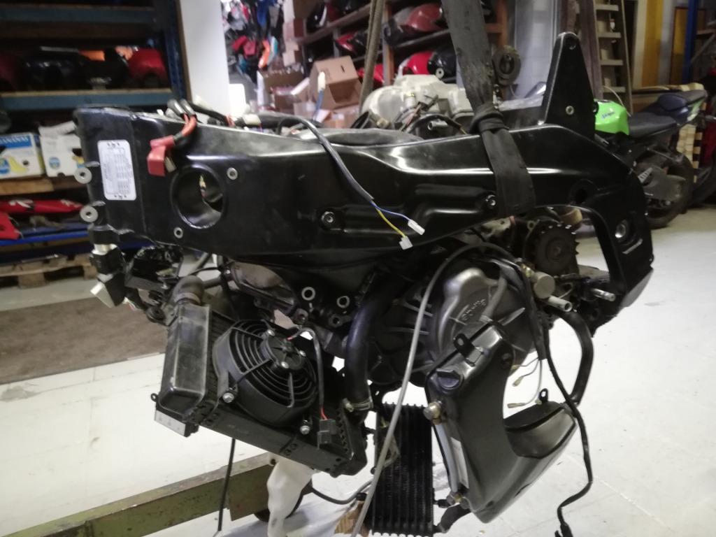 onderdelen aprilia tuono 1000 van '03-'05, Enlèvement ou Envoi, Utilisé