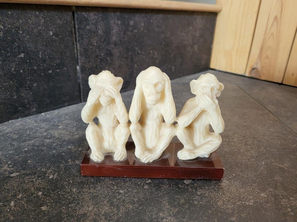 3 singes de la sagesse, Enlèvement ou Envoi, Comme neuf