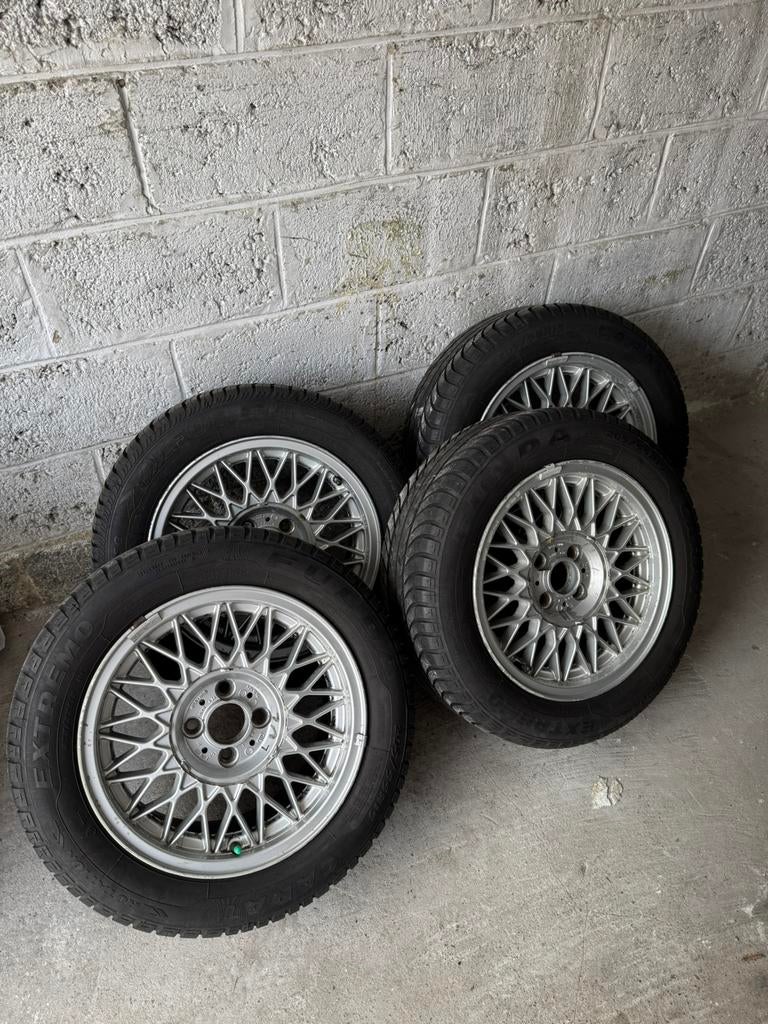 Bmw e30 bbs 15 inch origineel 4x100 et24 met banden, Auto-onderdelen, Ophalen of Verzenden, BMW