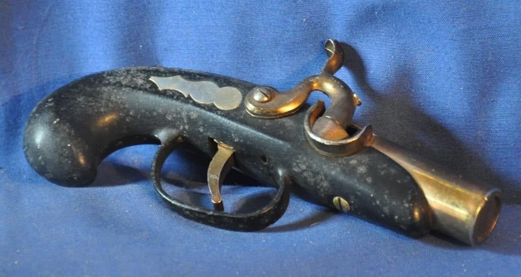 briquet de table forme et imitation pistolet silex, Enlèvement ou Envoi, Utilisé, Briquet
