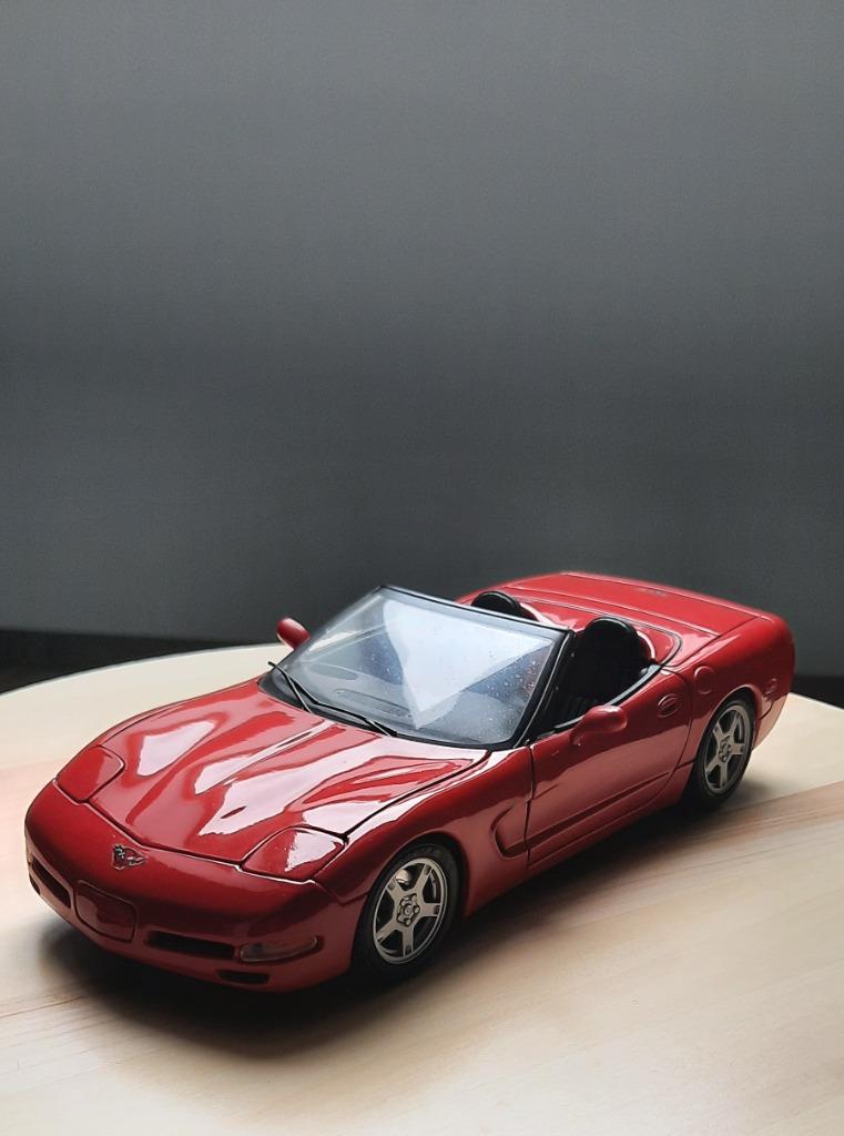 Voiture miniature 1/18 Burago Corvette C5, Hobby & Loisirs créatifs, Voitures miniatures | 1:18, Enlèvement, Comme neuf, Voiture